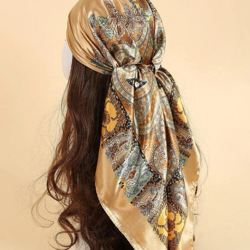 Multi wear silky bandana
